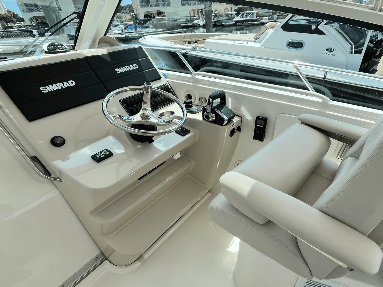 2022 Boston Whaler 345 CONQUEST 34.0 feet, Dennis, New Jersey #7