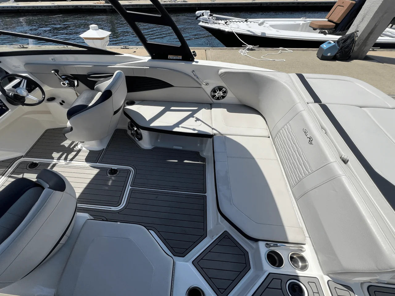 2023 Sea Ray SPX 210 Outboard 21.0 feet, Stuart, Florida #16