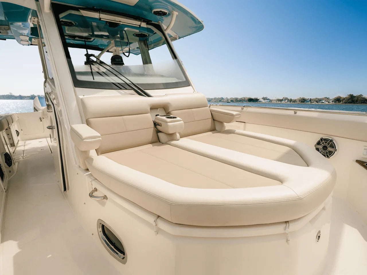 2025 Boston Whaler 360 Outrage 36.0 feet, Charleston, SC #23