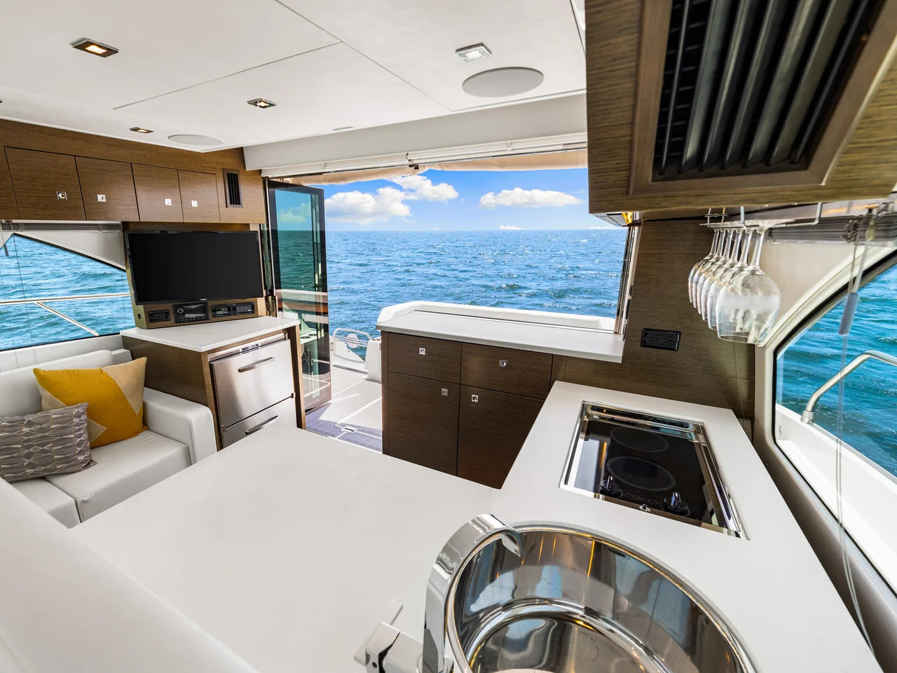 2020 Cruisers Yachts 50 CANTIUS 49.0 feet, Venice, Florida #49