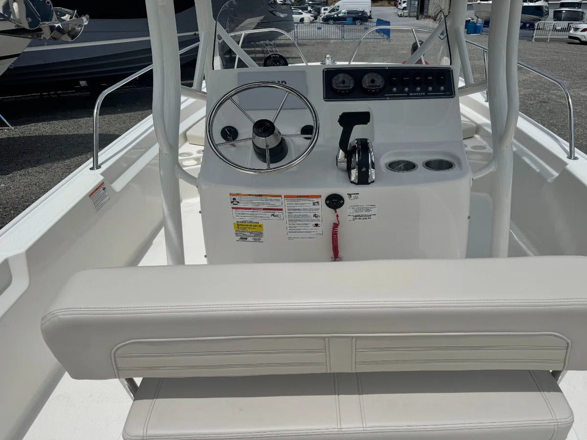 2026 Boston Whaler 190 Montauk 19.0 feet, Huntington, NY #4