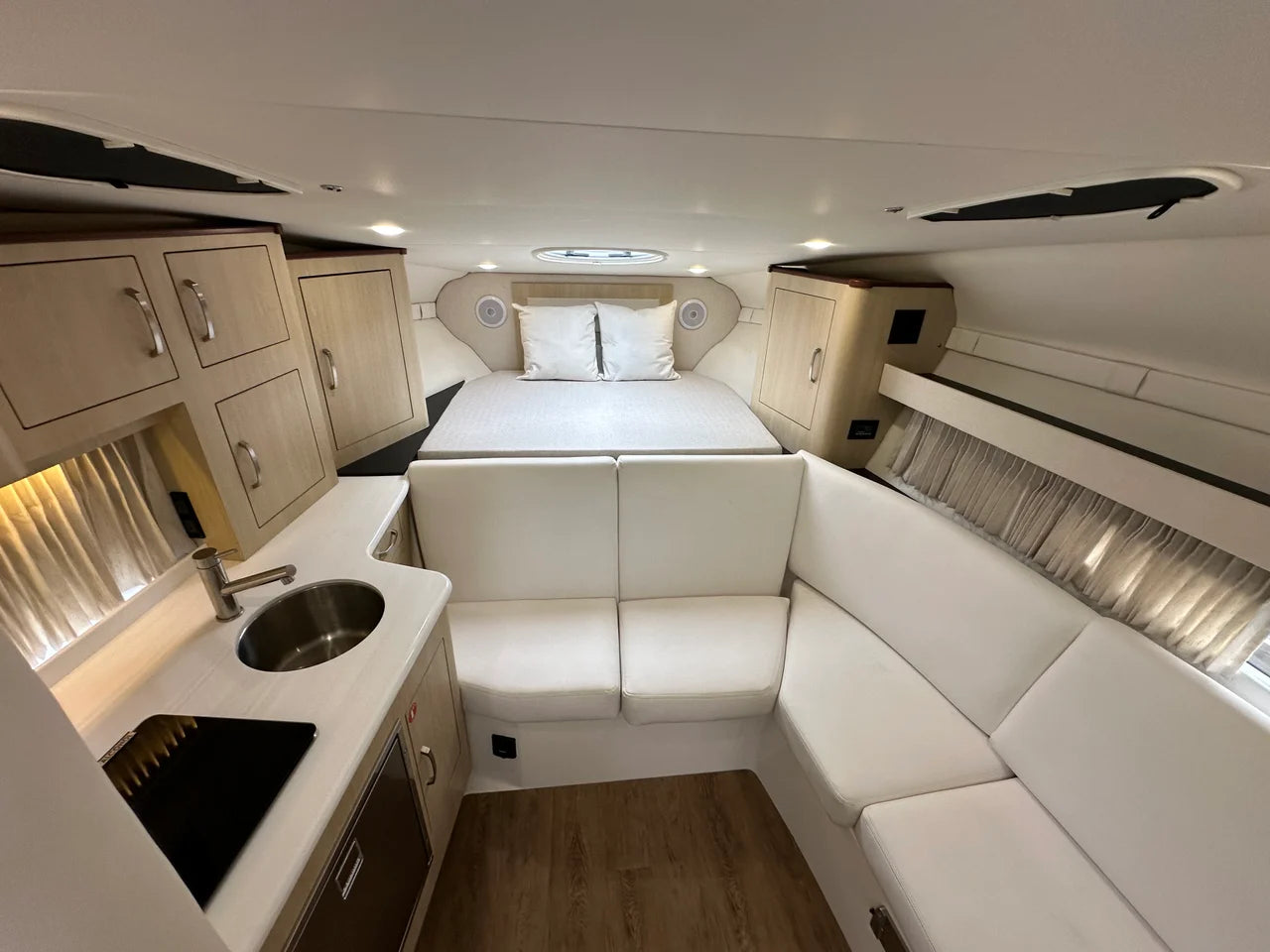 2023 Regal 33 XO 33.0 feet, Pensacola, Florida #21