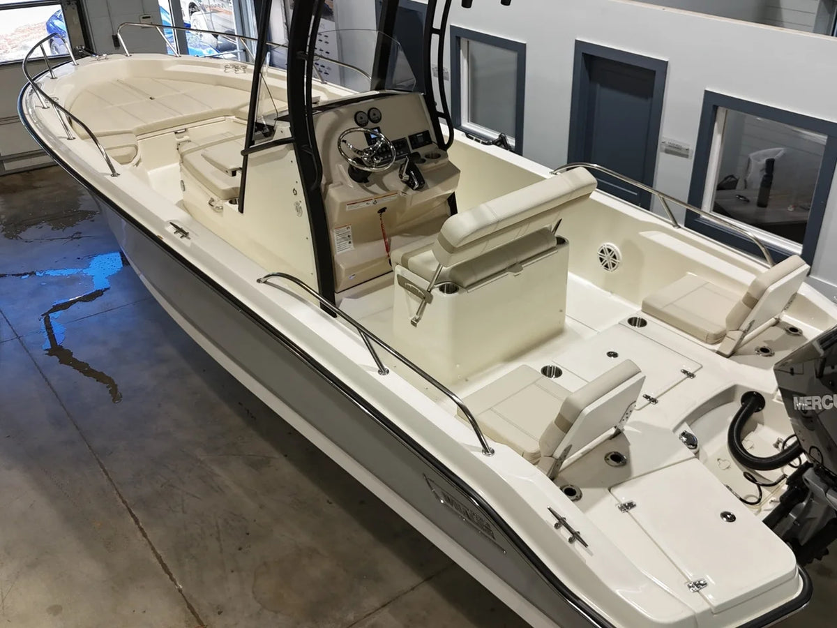 2026 Boston Whaler 250 Dauntless 25.0 feet, Cornelius, North Carolina #5