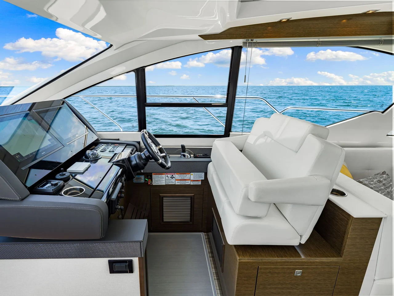 2020 Cruisers Yachts 50 CANTIUS 49.0 feet, Venice, Florida #57