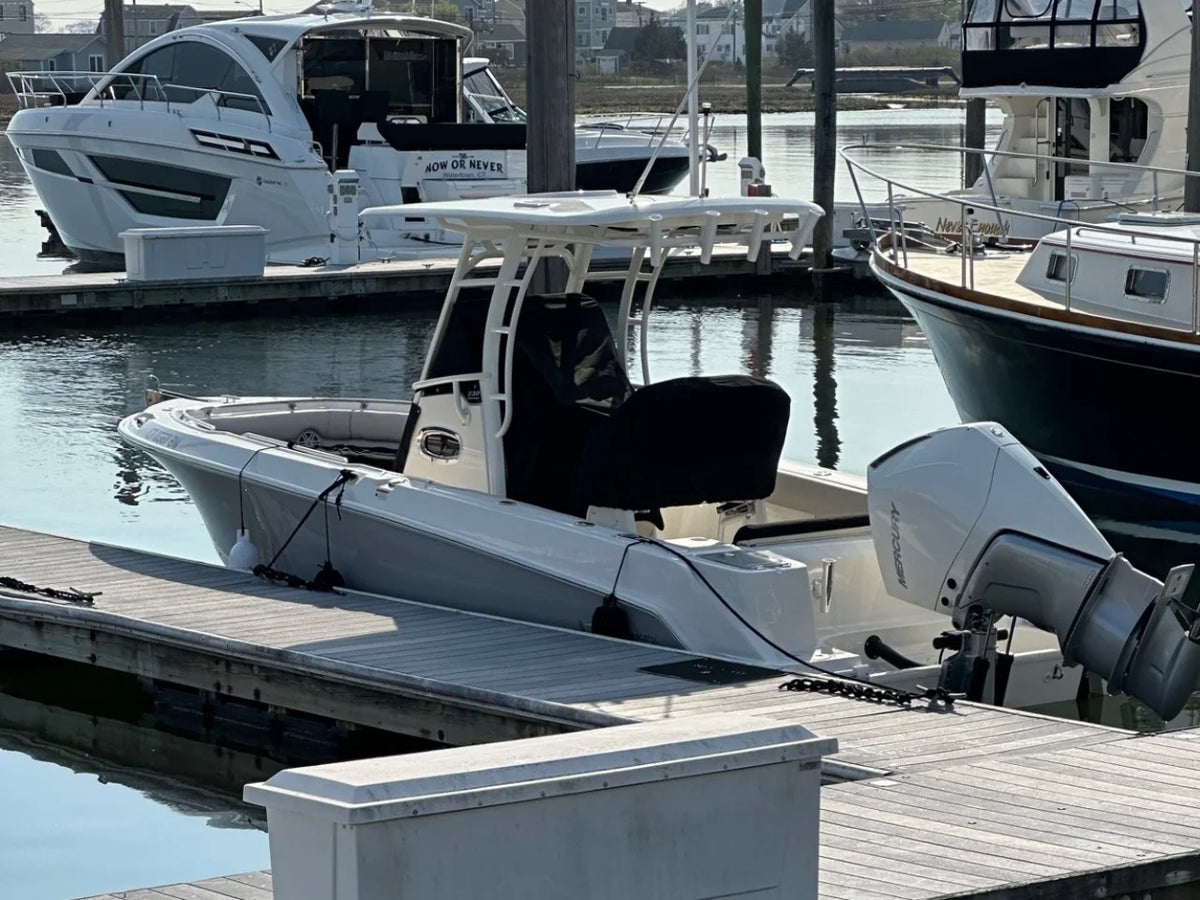 2024 Boston Whaler 230 OUTRAGE 23.0 feet, Westbrook, Connecticut #4