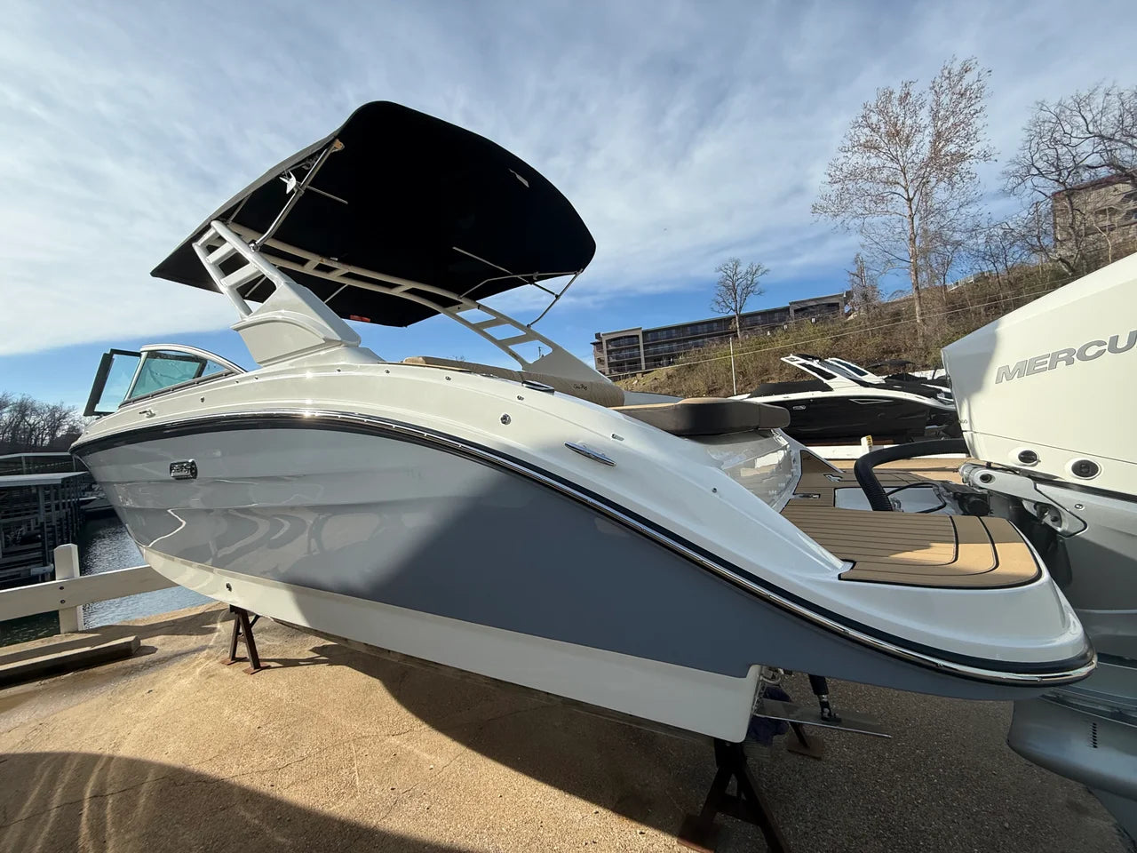 2026 Sea Ray SDX 250 Outboard 25.0 feet, Lake Ozark, Missouri #1