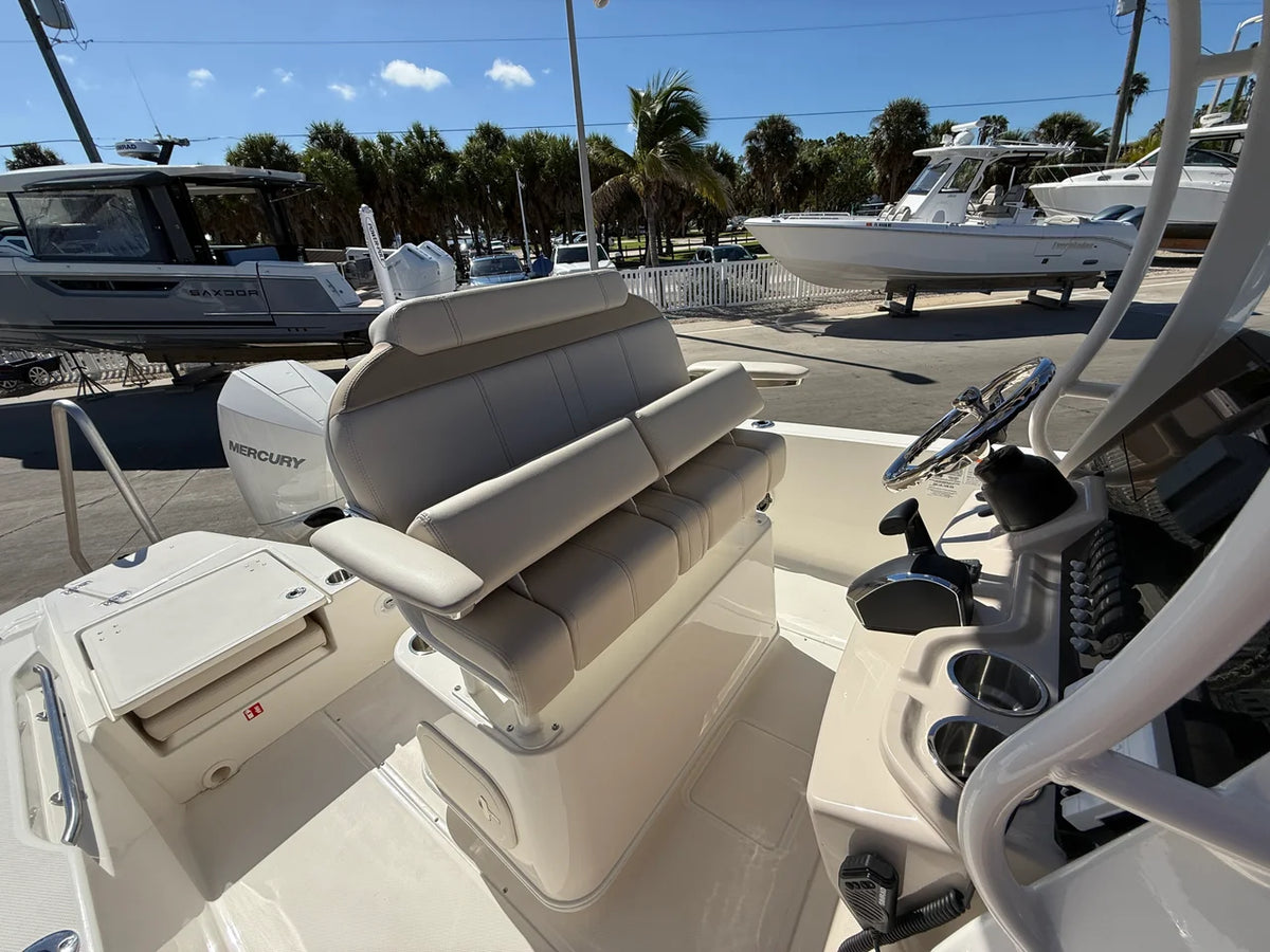 2027 Boston Whaler 220 Dauntless 22.0 feet, Sarasota, FL #23