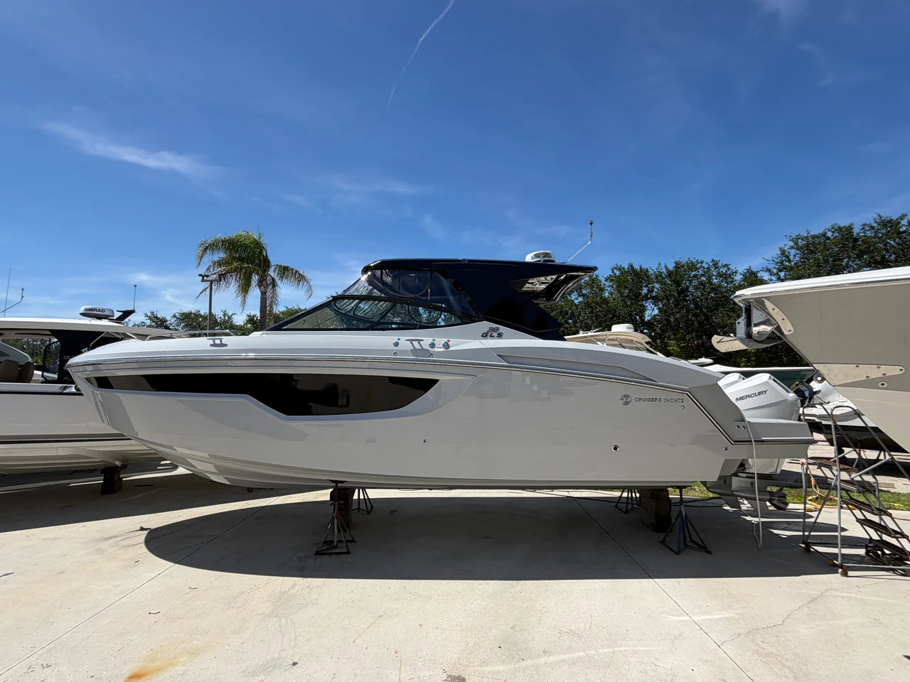 2024 Cruisers Yachts 38 GLS South Beach Outboard 38.0 feet, Stuart, Florida #2