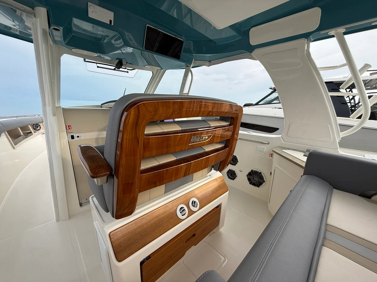2027 Boston Whaler 350 Realm 35.0 feet, Sarasota, FL #27