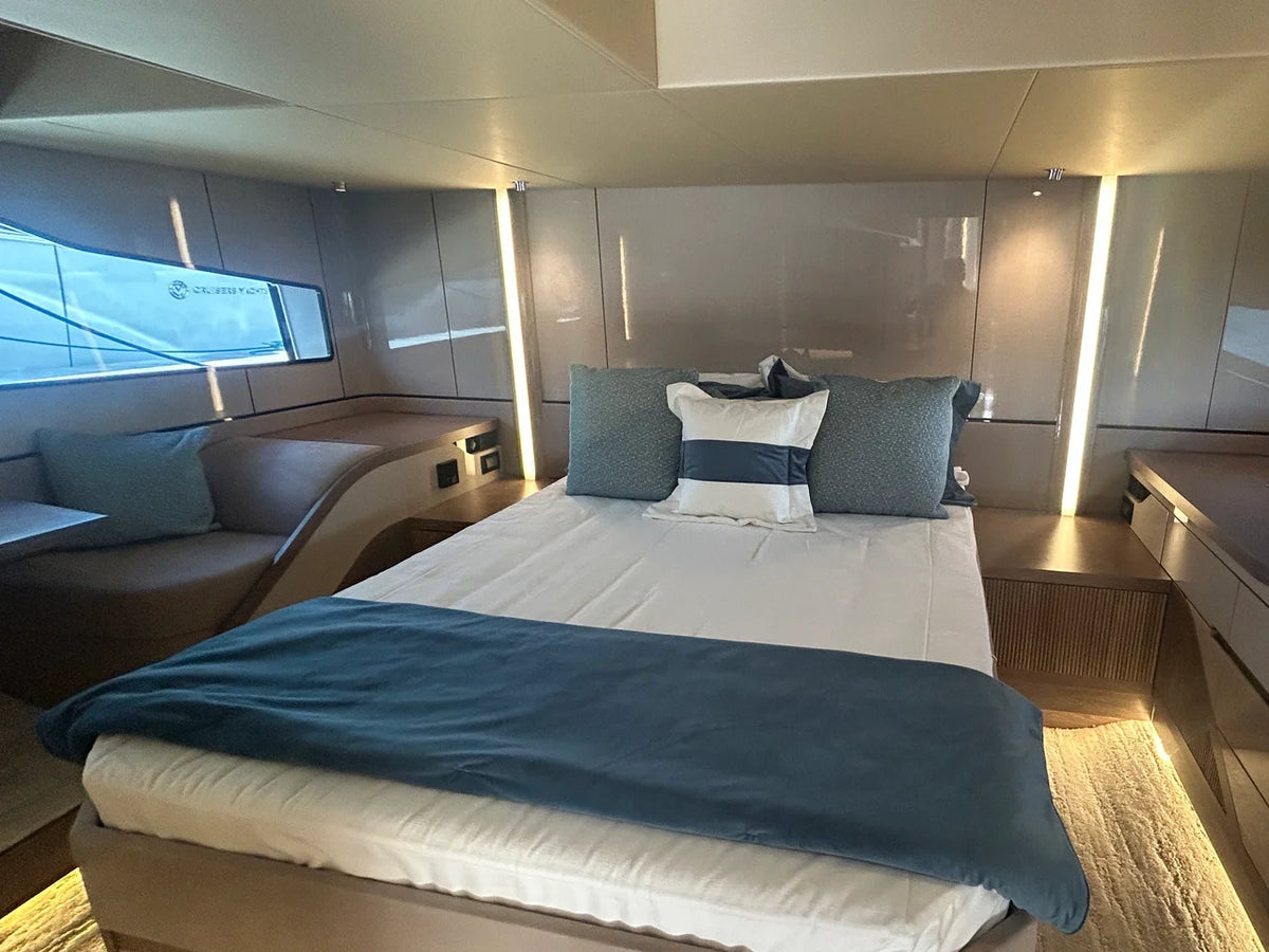 2026 Cruisers Yachts 57 FLY 57.0 feet, Grasonville, MD #55