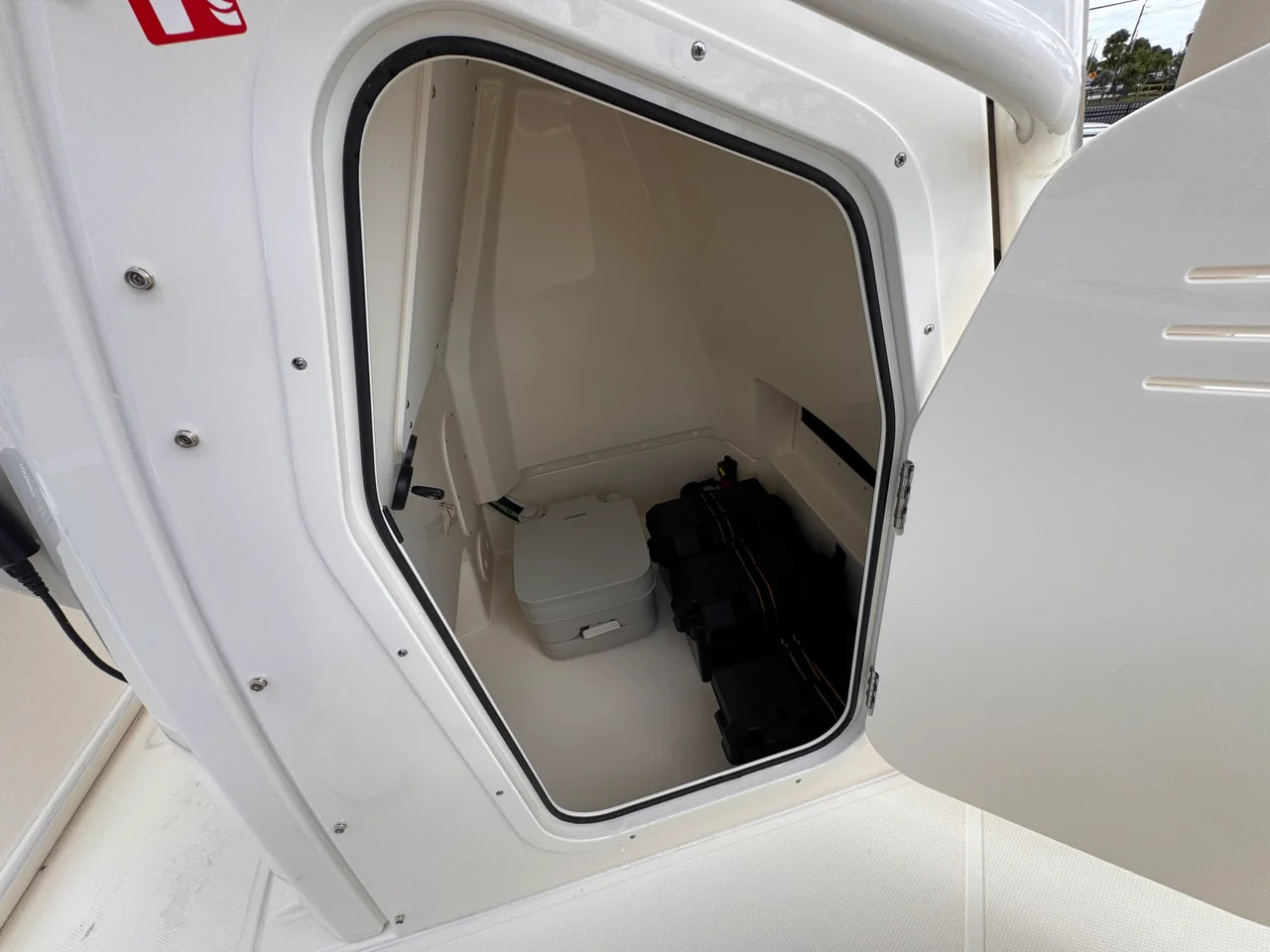 2026 Boston Whaler 220 Dauntless 22.0 feet, Stuart, Florida #14