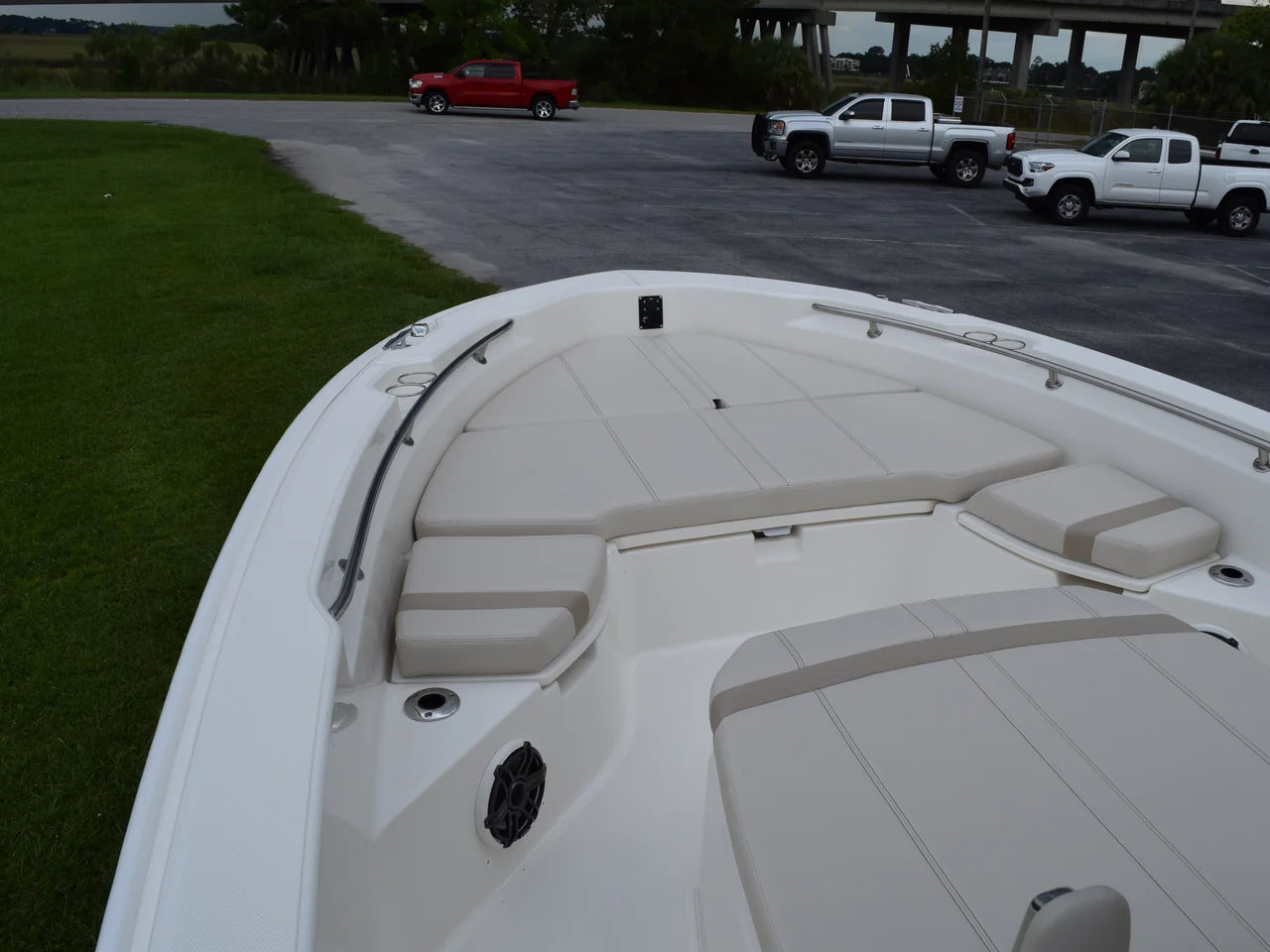 2026 Boston Whaler 250 Dauntless 25.0 feet, Thunderbolt, GA #18