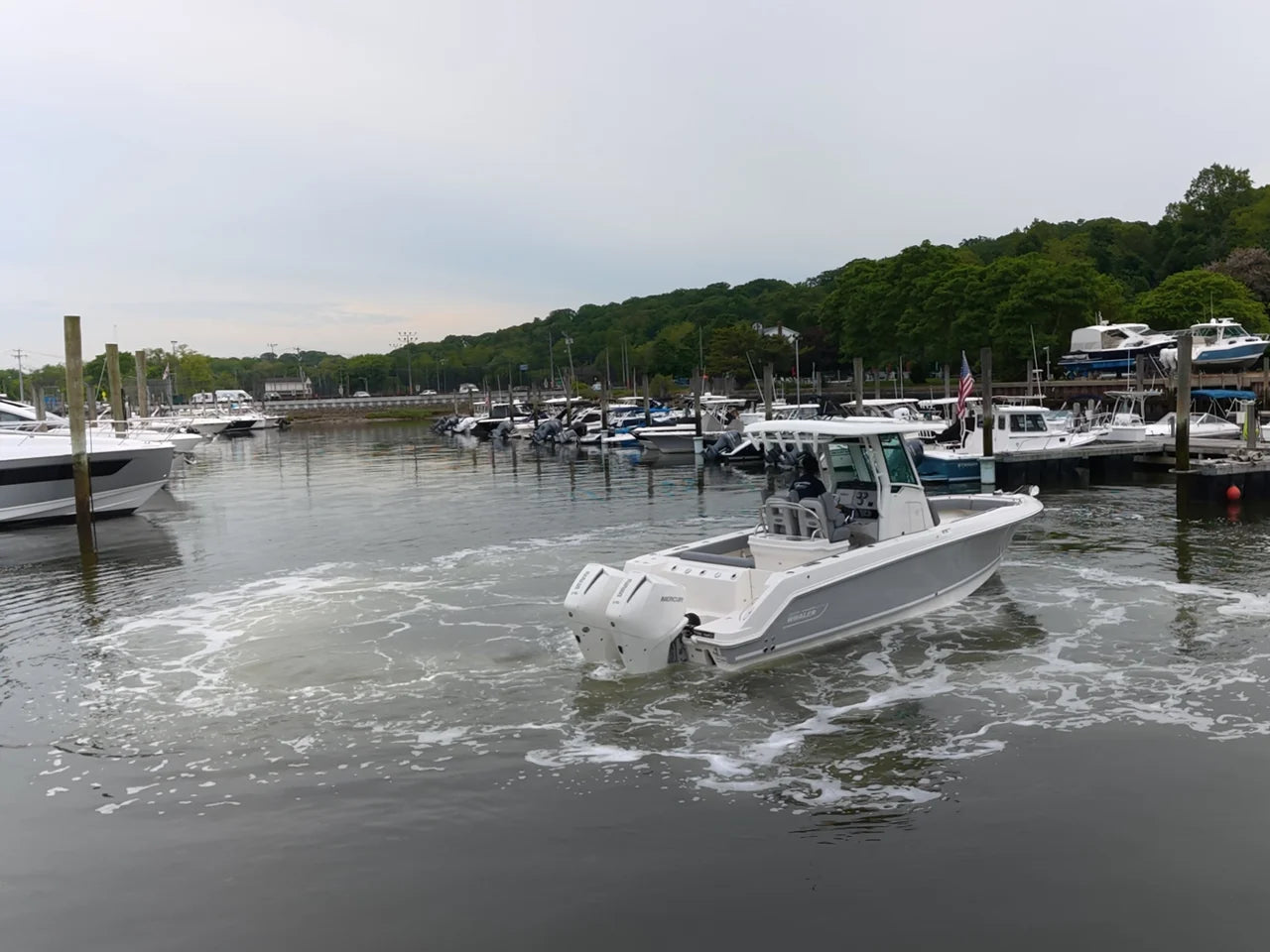 2026 Boston Whaler 250 Outrage 25.0 feet, Huntington, NY #2