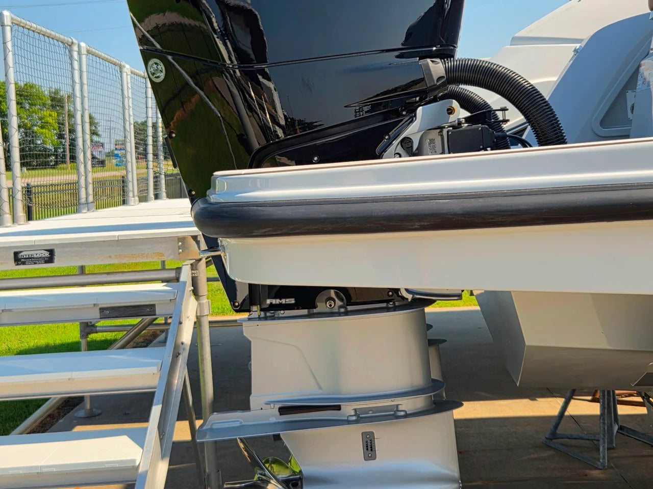 2027 Cruisers Yachts 38 VTR 38.0 feet, Monkey Island, OK #9