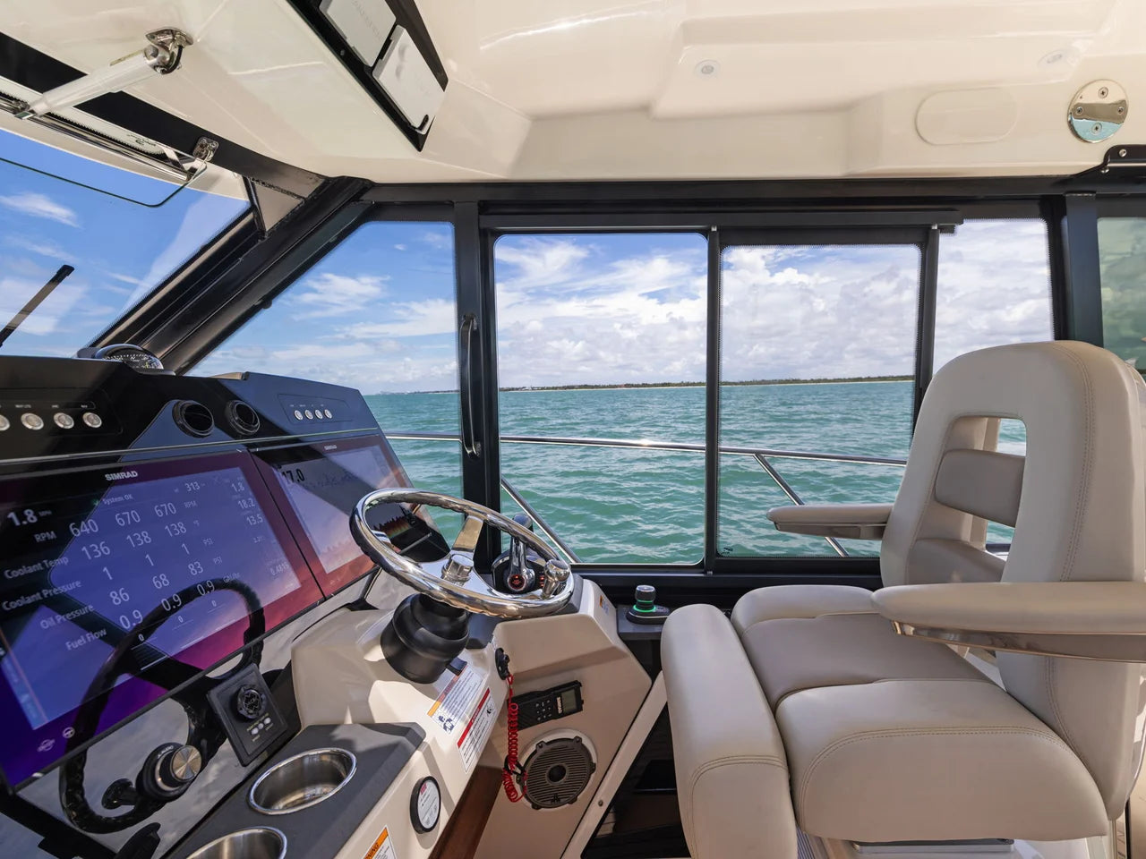 2025 Boston Whaler 365 CONQUEST 36.0 feet, Naples, Florida #21