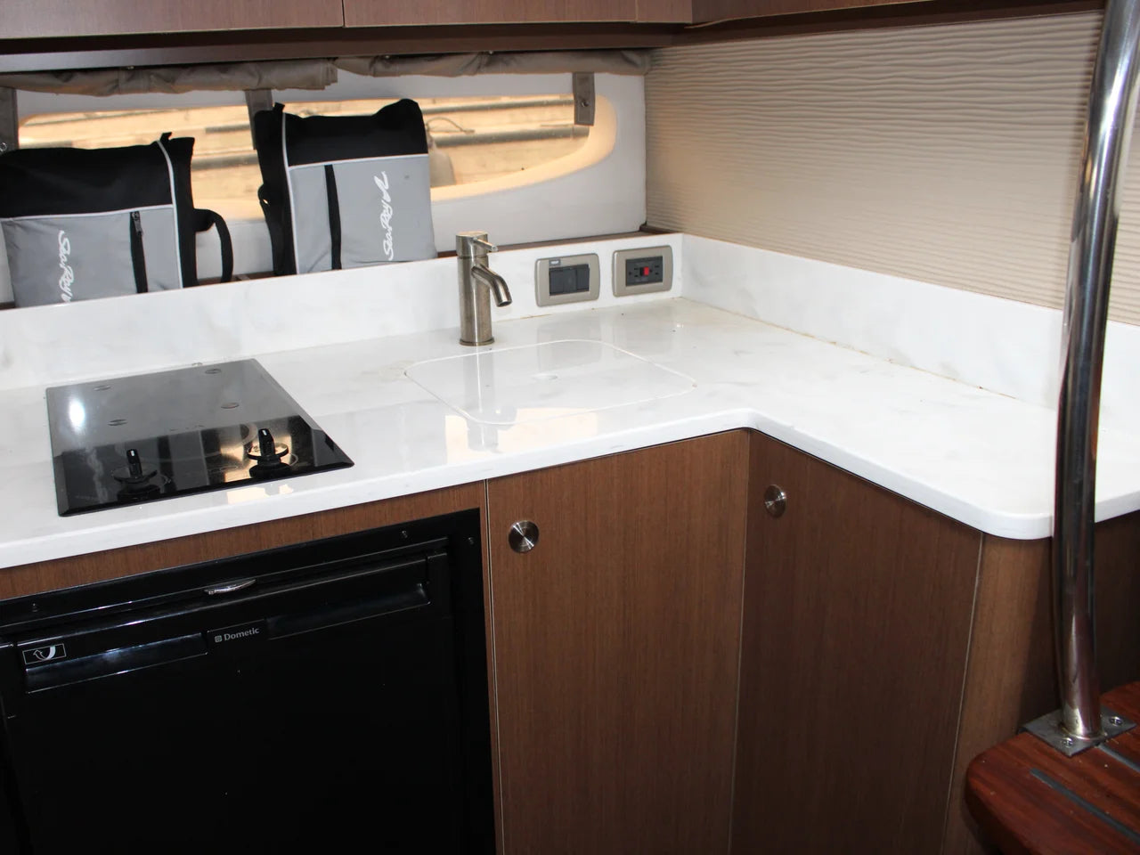 2018 Sea Ray 350 SUNDANCER 35.0 feet, Seabrook, TX #93