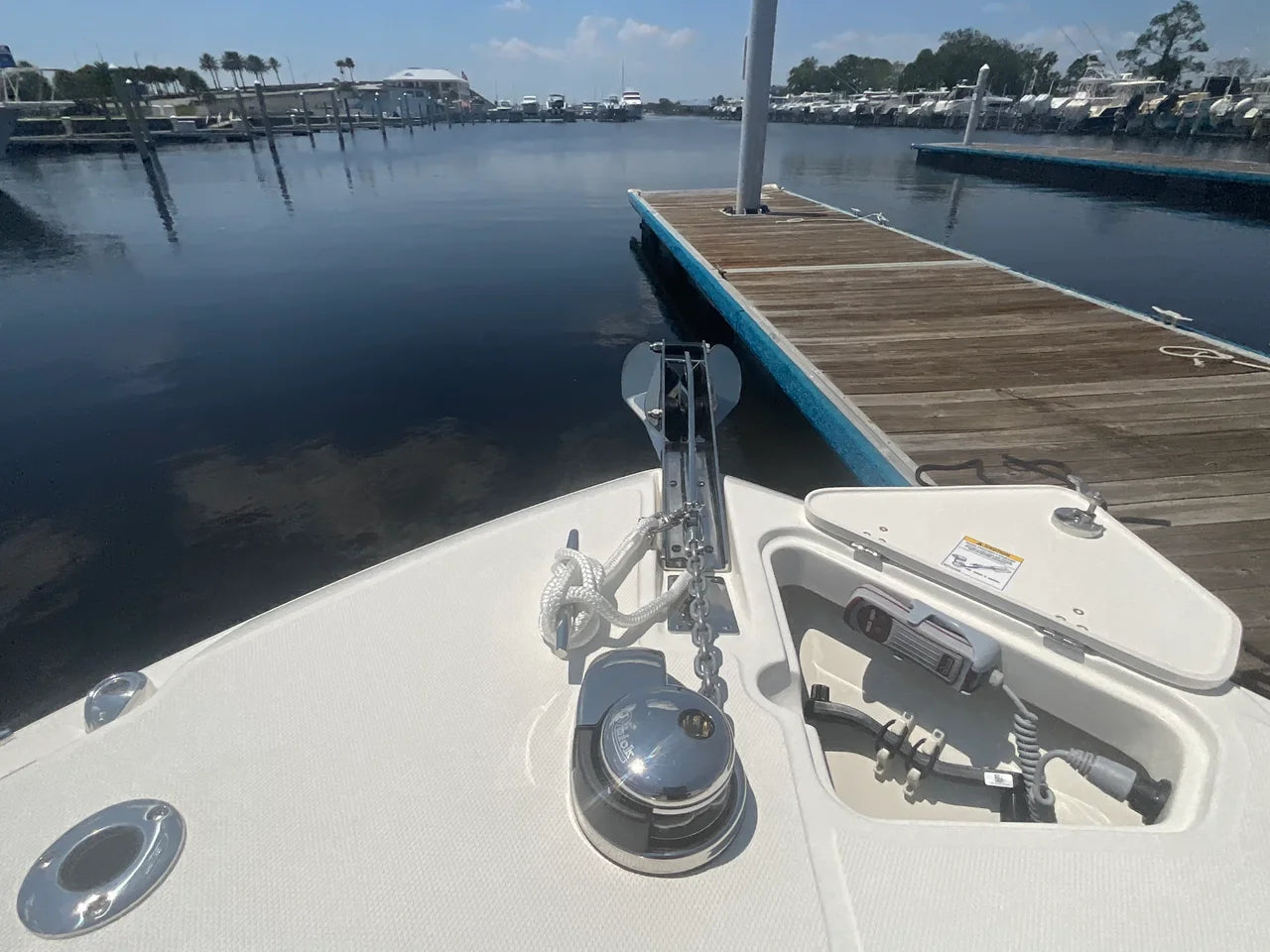 2027 Boston Whaler 250 Outrage 25.0 feet, Jacksonville Beach, Florida #19