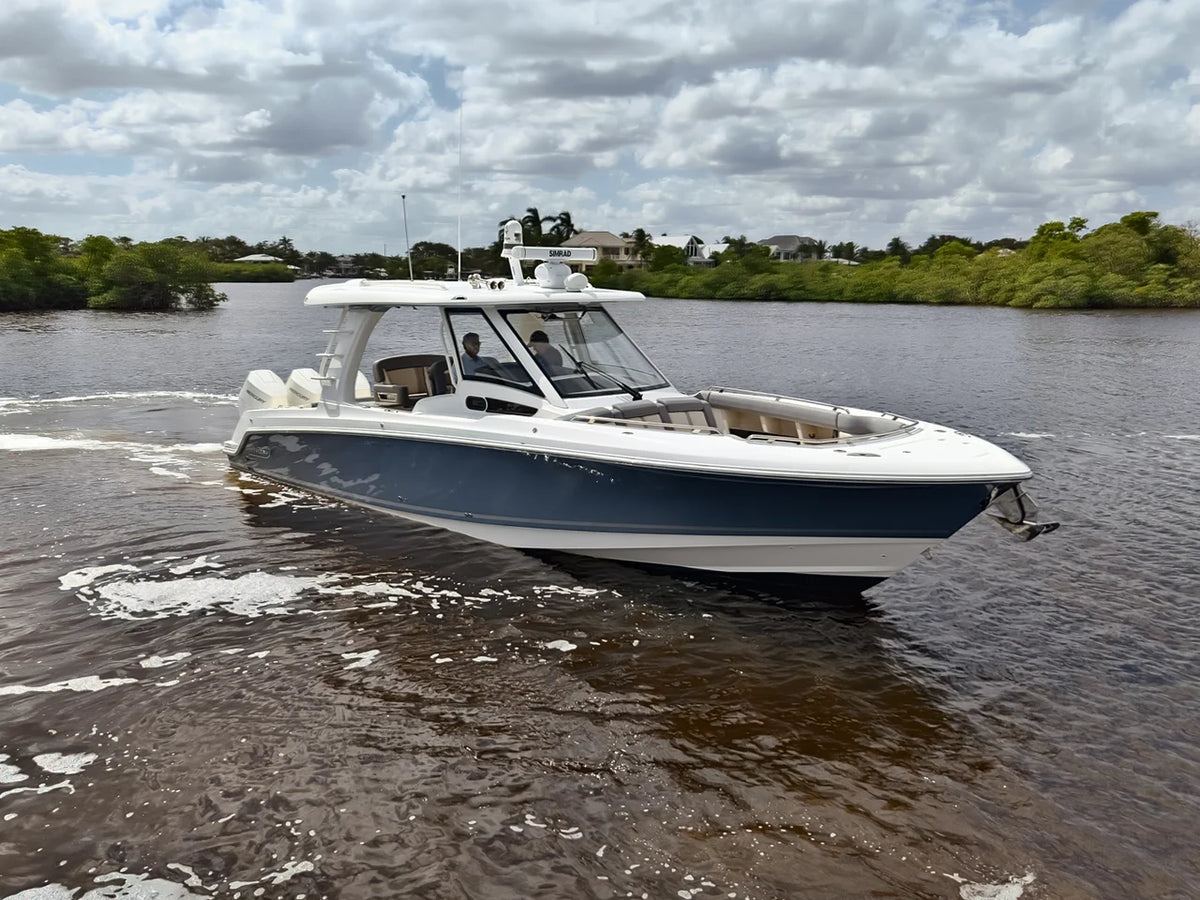 2025 Boston Whaler 350 REALM 35.0 feet, Stuart, Florida #4