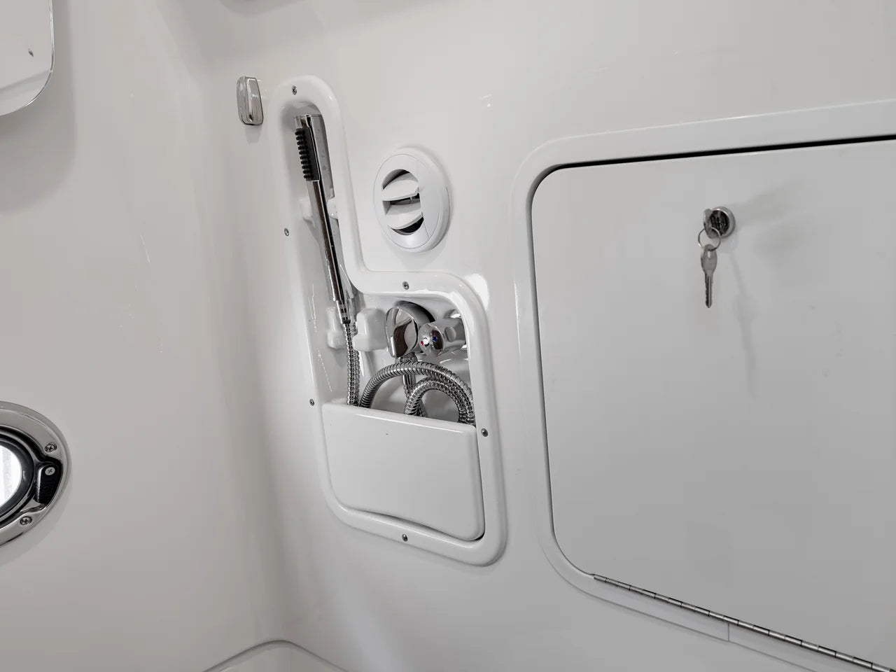 2027 Boston Whaler 380 Outrage 38.0 feet, Pensacola, Florida #67