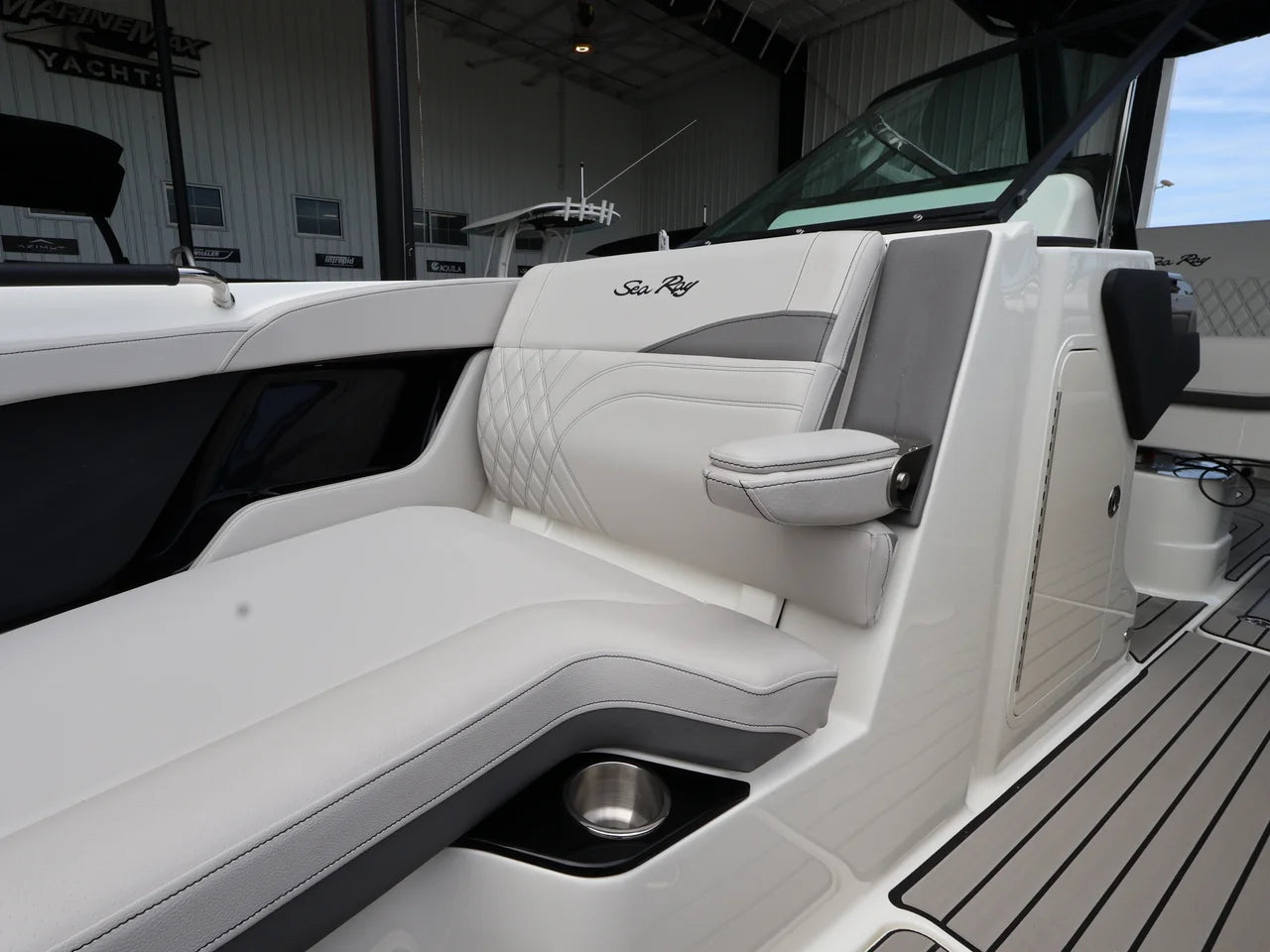 2027 Sea Ray SLX 280 Outboard 28.0 feet, Naples, Florida #30