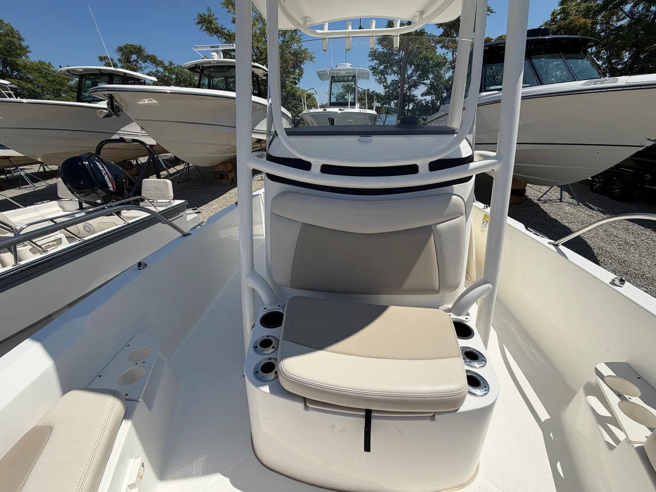 2020 Boston Whaler 210 DAUNTLESS 21.0 feet, Quincy, MA #9