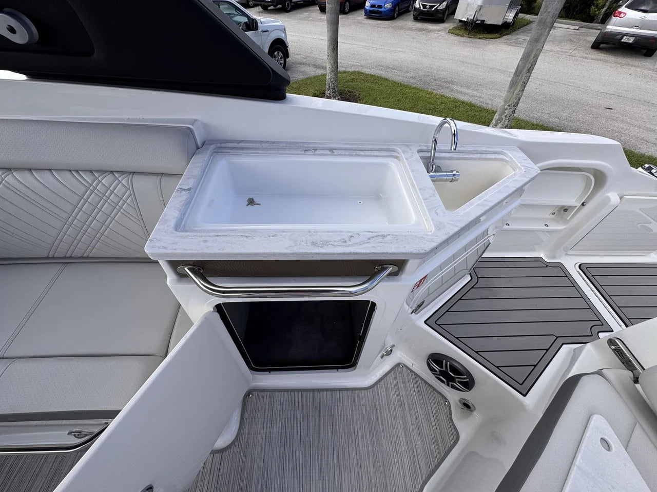 2026 Sea Ray SDX 290 Outboard 29.0 feet, Stuart, Florida #14