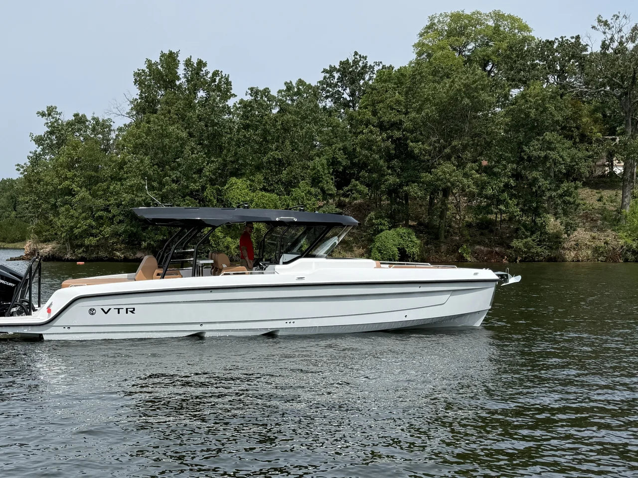 2027 Cruisers Yachts 38 VTR 38.0 feet, Lake Ozark, MO #2