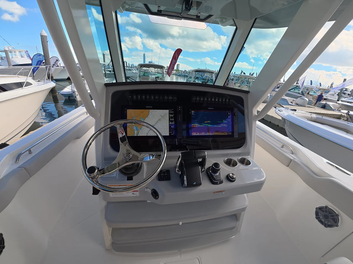 2027 Boston Whaler 330 Outrage 33.0 feet, Ocean View, NJ #14