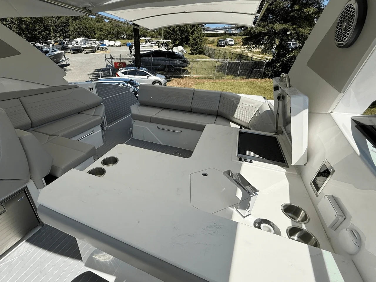 2026 Cruisers Yachts 38 GLS 37.0 feet, Lake Ozark, MO #29