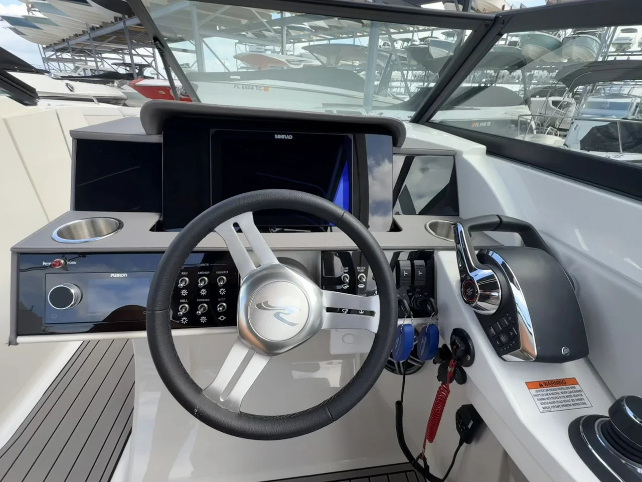 2026 Sea Ray SDX 290 Outboard 29.0 feet, Sarasota, FL #9