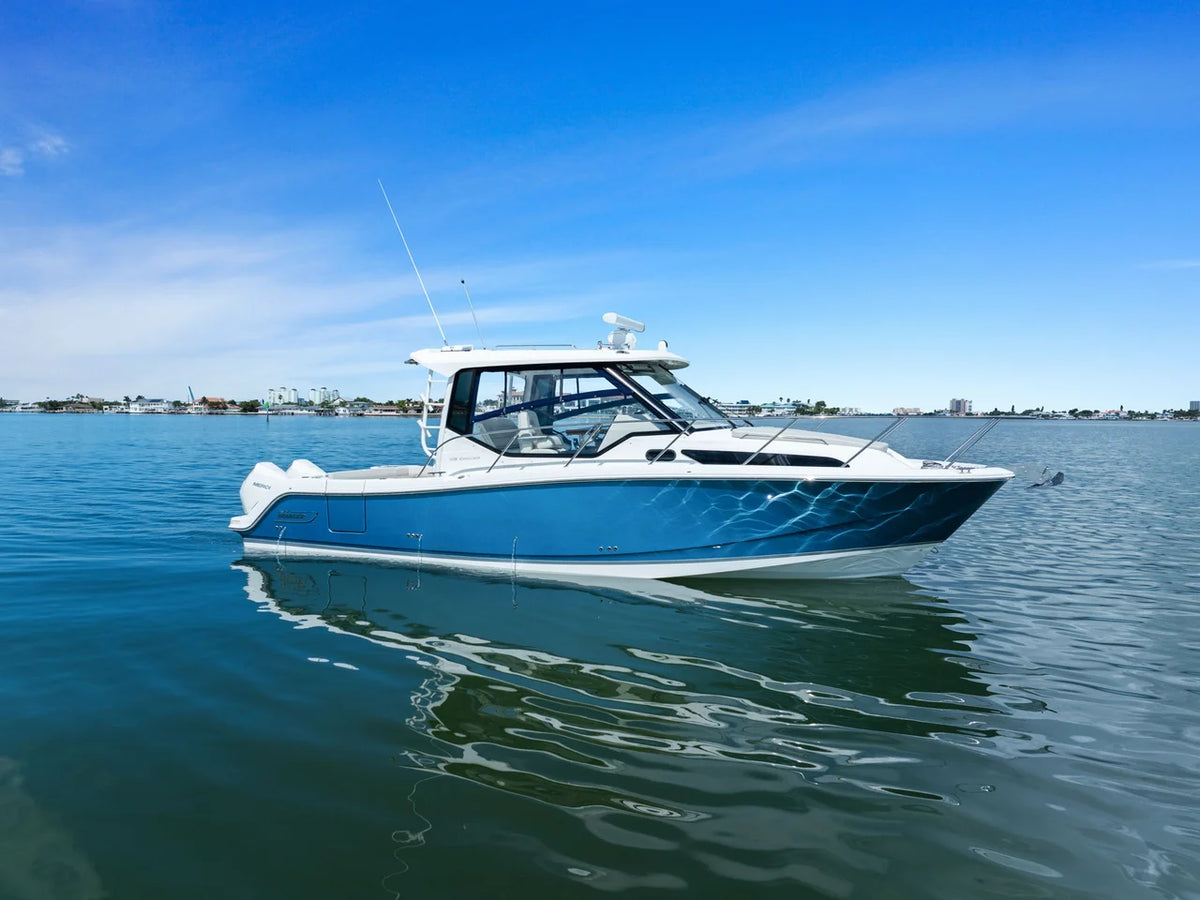 2023 Boston Whaler 325 CONQUEST 32.0 feet, St Petersburg, FL #2