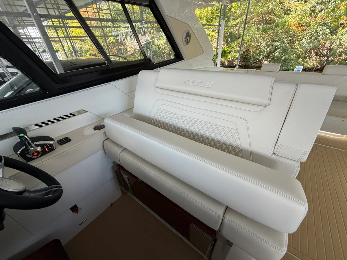 2027 Cruisers Yachts 42 GLS 42.0 feet, Lake Ozark, MO #29