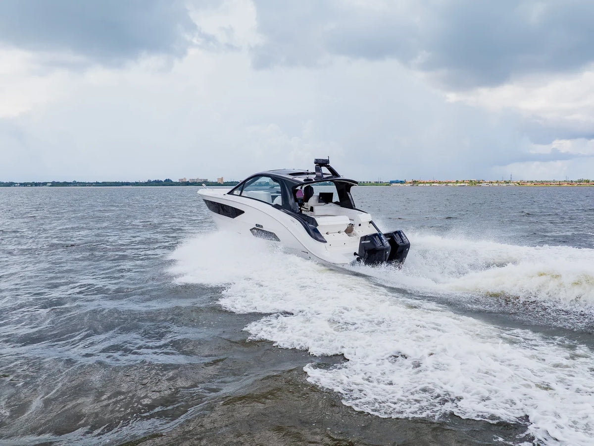 2026 Sea Ray Sundancer 370 Outboard 37.0 feet, Clearwater, Florida #99