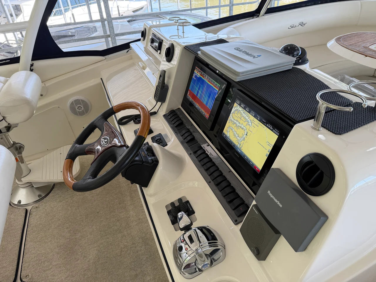 2005 Sea Ray 550 SEDAN BRIDGE 58.0 feet, Lake Ozark, MO #17