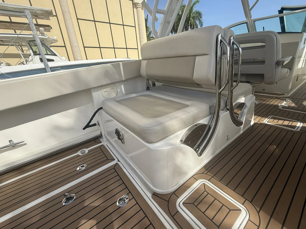 2018 Boston Whaler 320 VANTAGE 32.0 feet, Pompano Beach, Florida #27