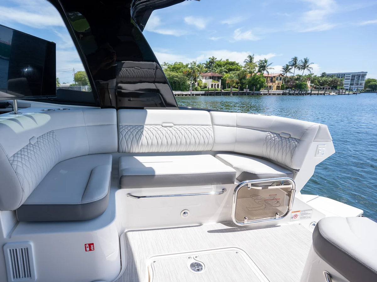 2026 Sea Ray Sundancer 370 Outboard 37.0 feet, Miami, FL #12