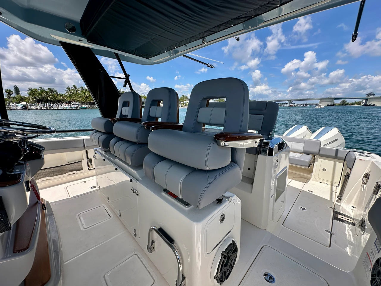 2026 Boston Whaler 420 Outrage 42.0 feet, Jupiter, Florida #7