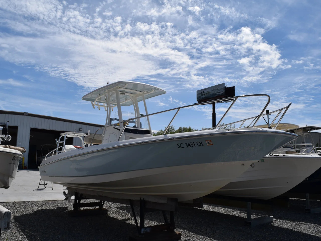 2019 Boston Whaler 240 Dauntless 24.0 feet, Thunderbolt, GA #1