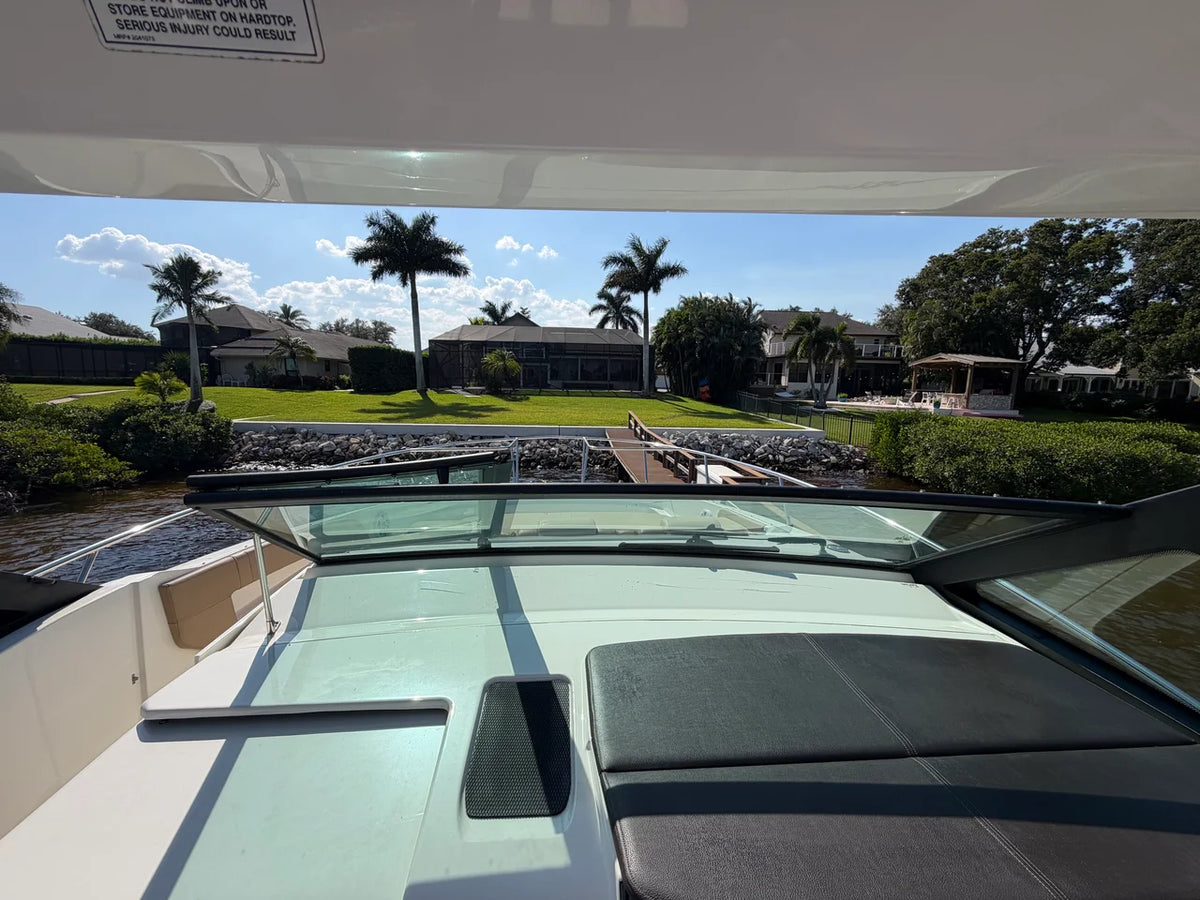 2021 Sea Ray SUNDANCER 320 OUTBOARD 32.0 feet, St. Petersburg, FL #40
