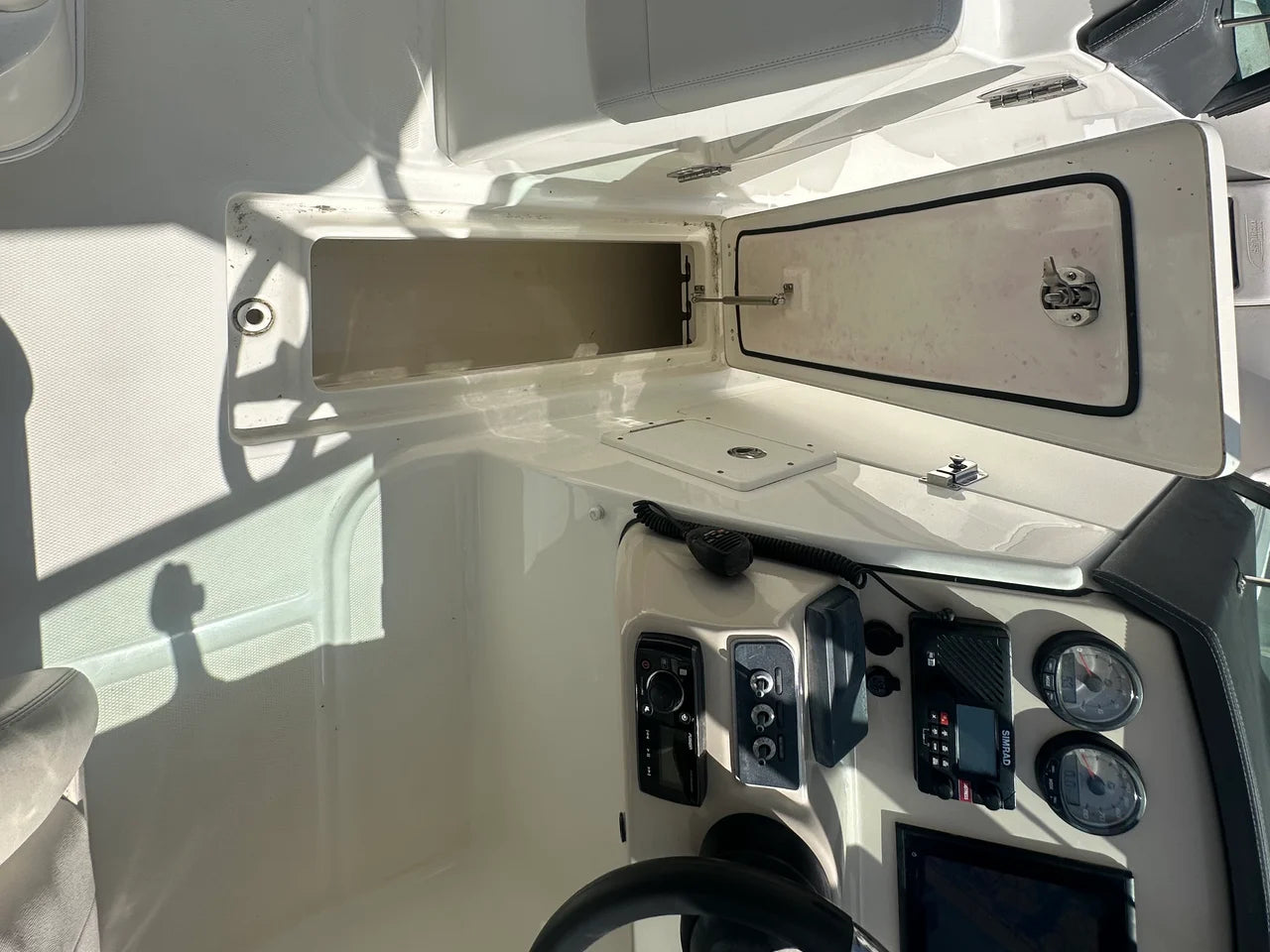 2018 Boston Whaler 230 VANTAGE 24.0 feet, Ocean View, NJ #25