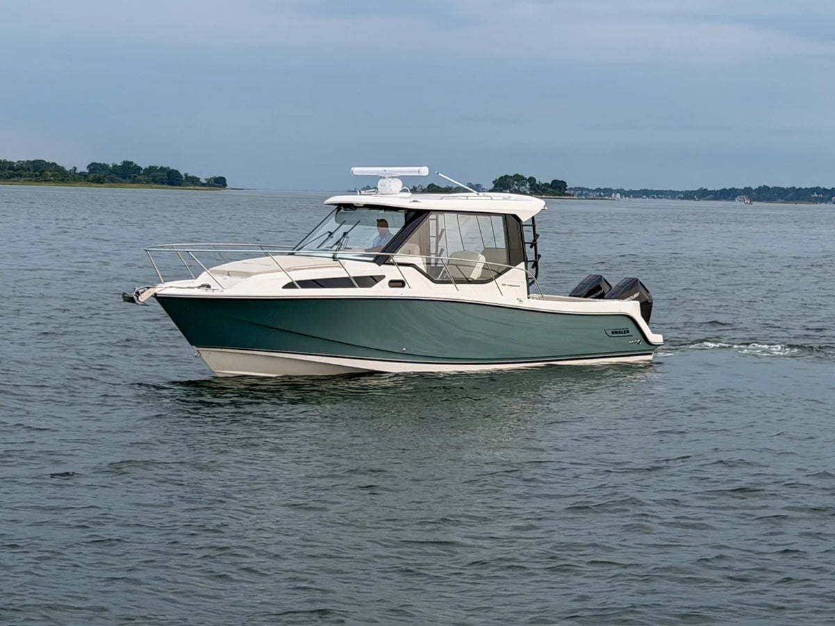 2027 Boston Whaler 325 Conquest 32.0 feet, Norwalk, Connecticut #4