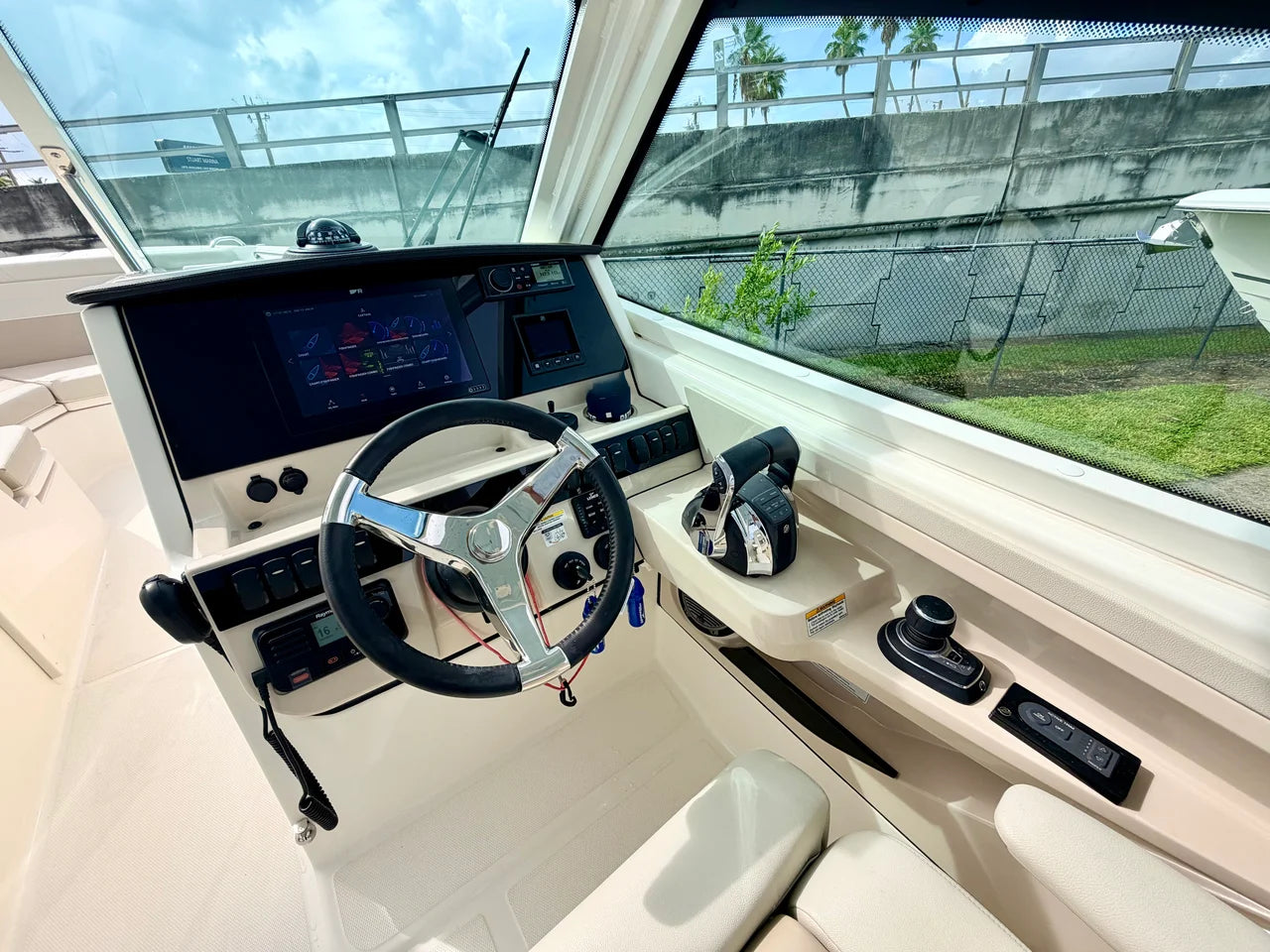 2022 Boston Whaler 280 VANTAGE 28.0 feet, Jupiter, Florida #14