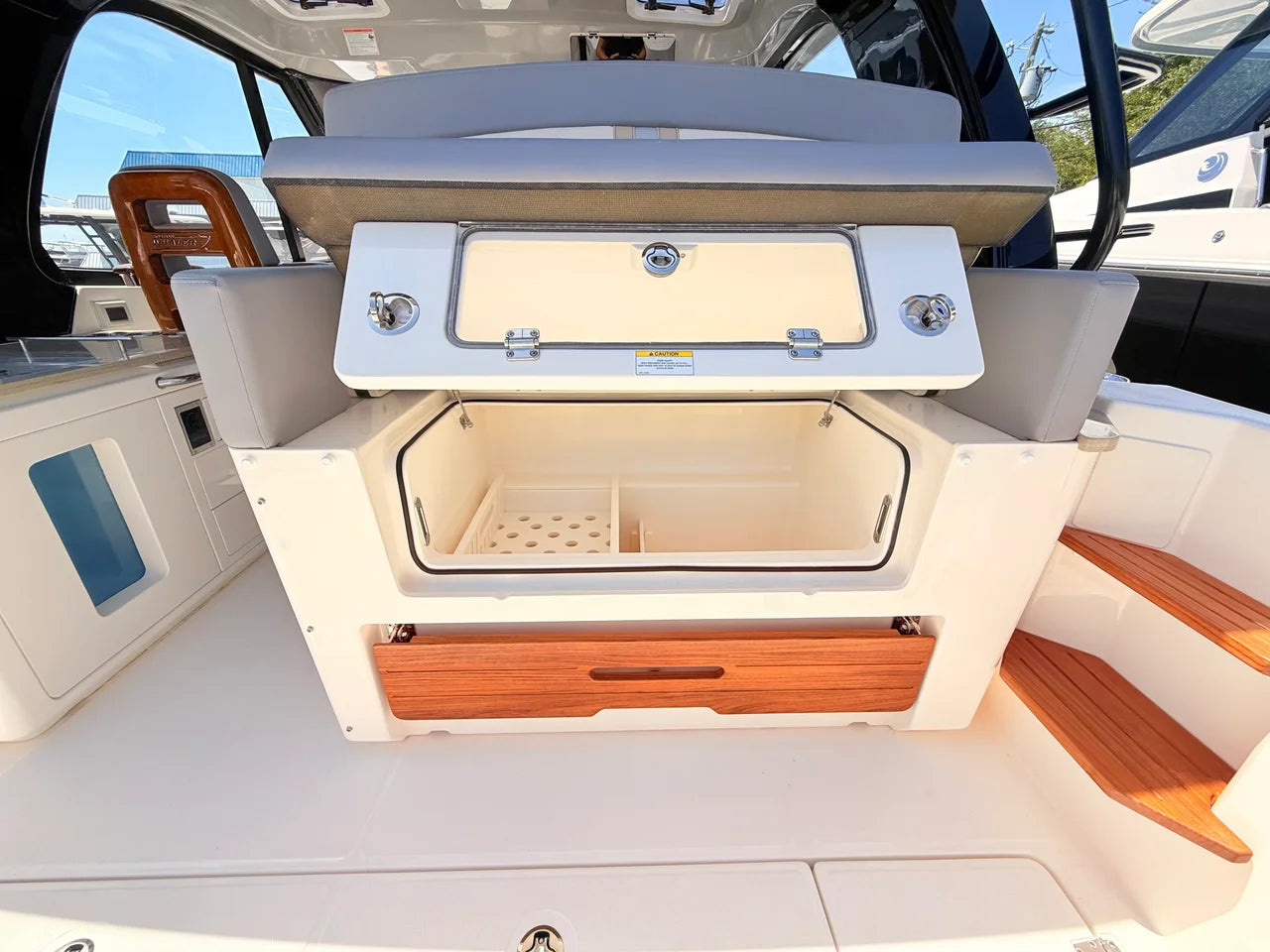 2026 Boston Whaler 380 Realm 38.0 feet, St Petersburg, FL #36