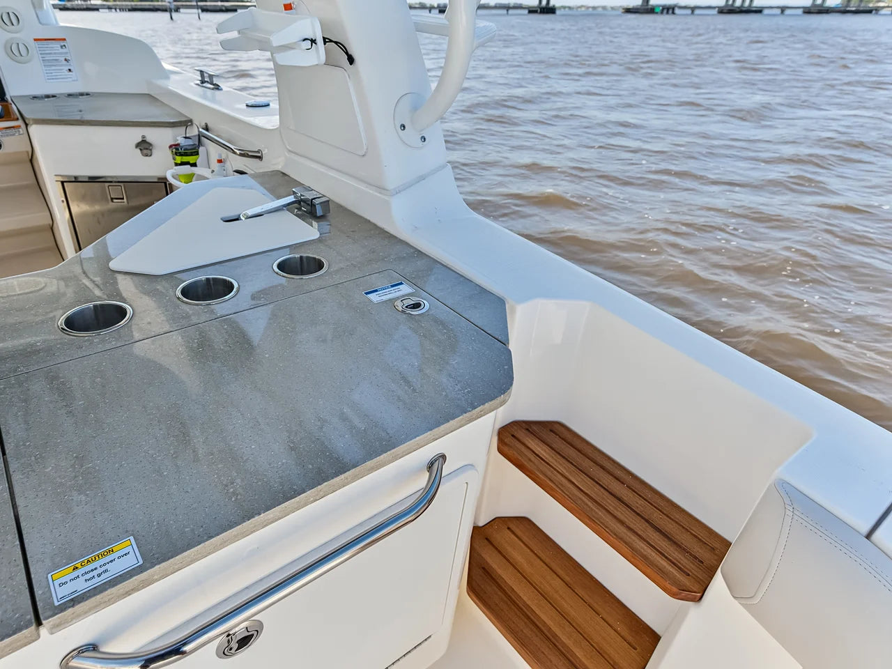 2025 Boston Whaler 350 REALM 35.0 feet, Stuart, Florida #64