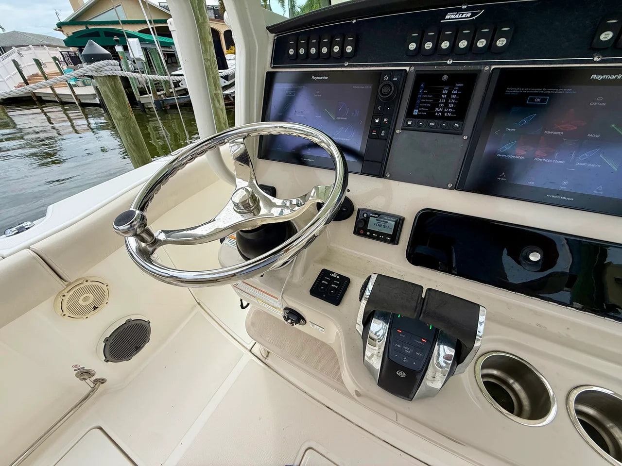 2021 Boston Whaler 280 OUTRAGE 28.0 feet, Cape Coral, FL #23