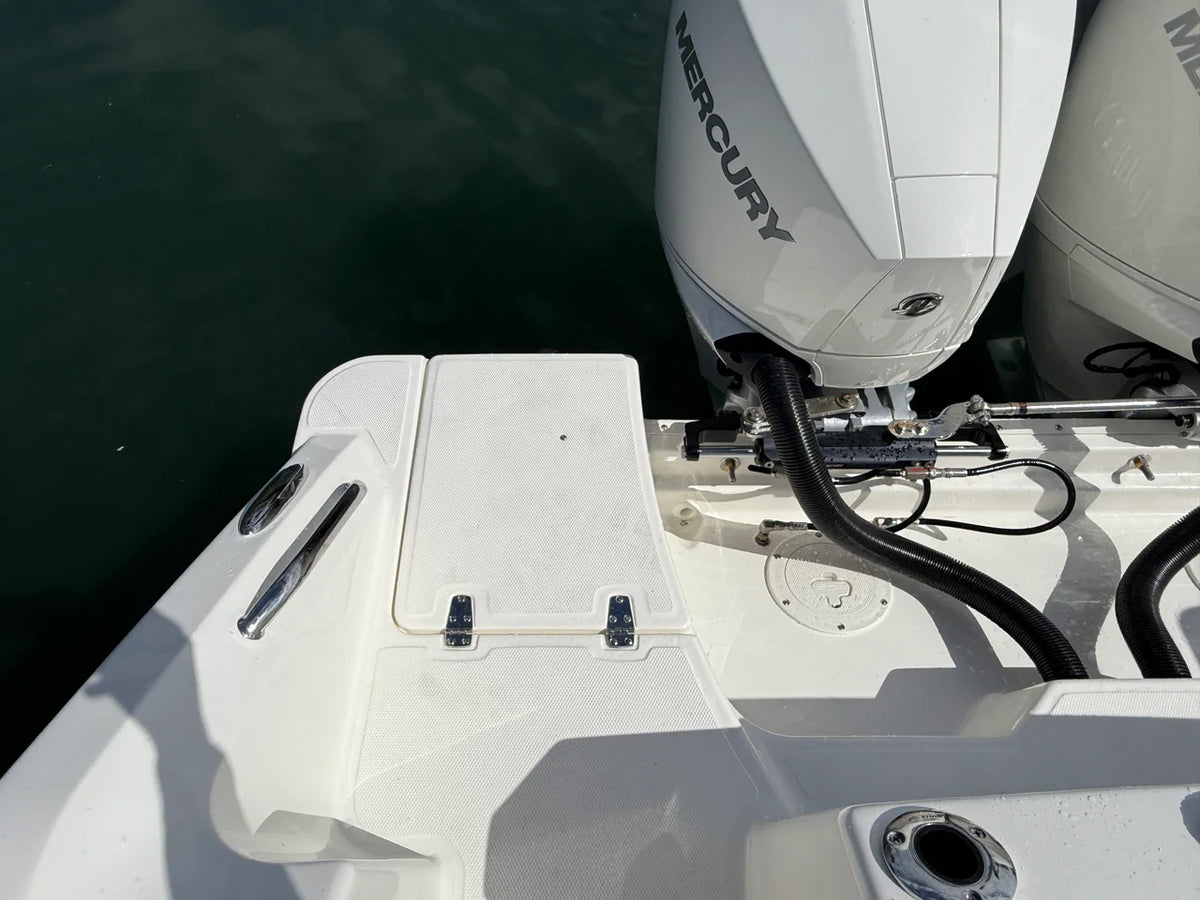 2027 Boston Whaler 250 Outrage 25.0 feet, Wrightsville Beach, North Carolina #9