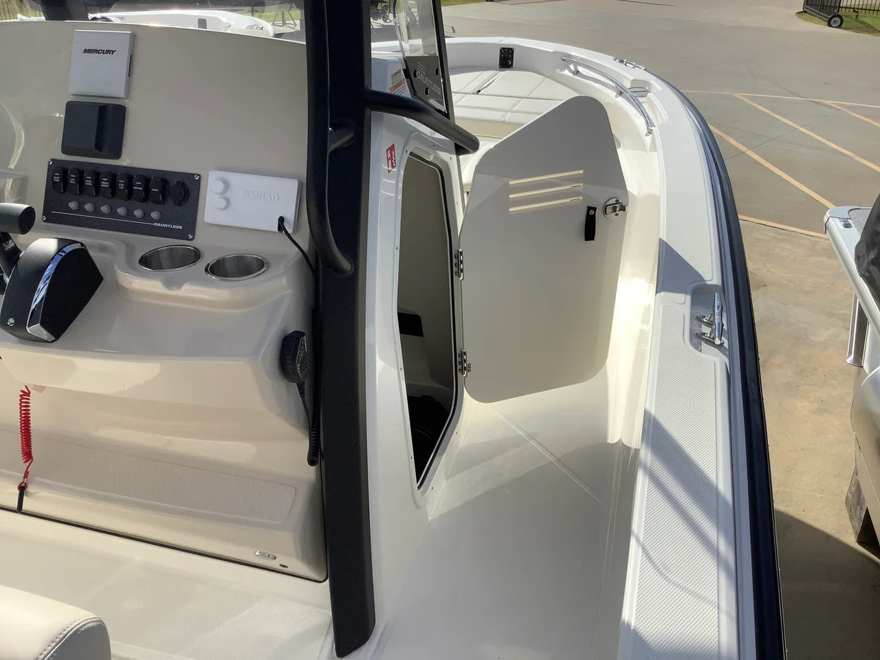 2026 Boston Whaler 220 Dauntless 22.0 feet, Monkey Island, OK #24