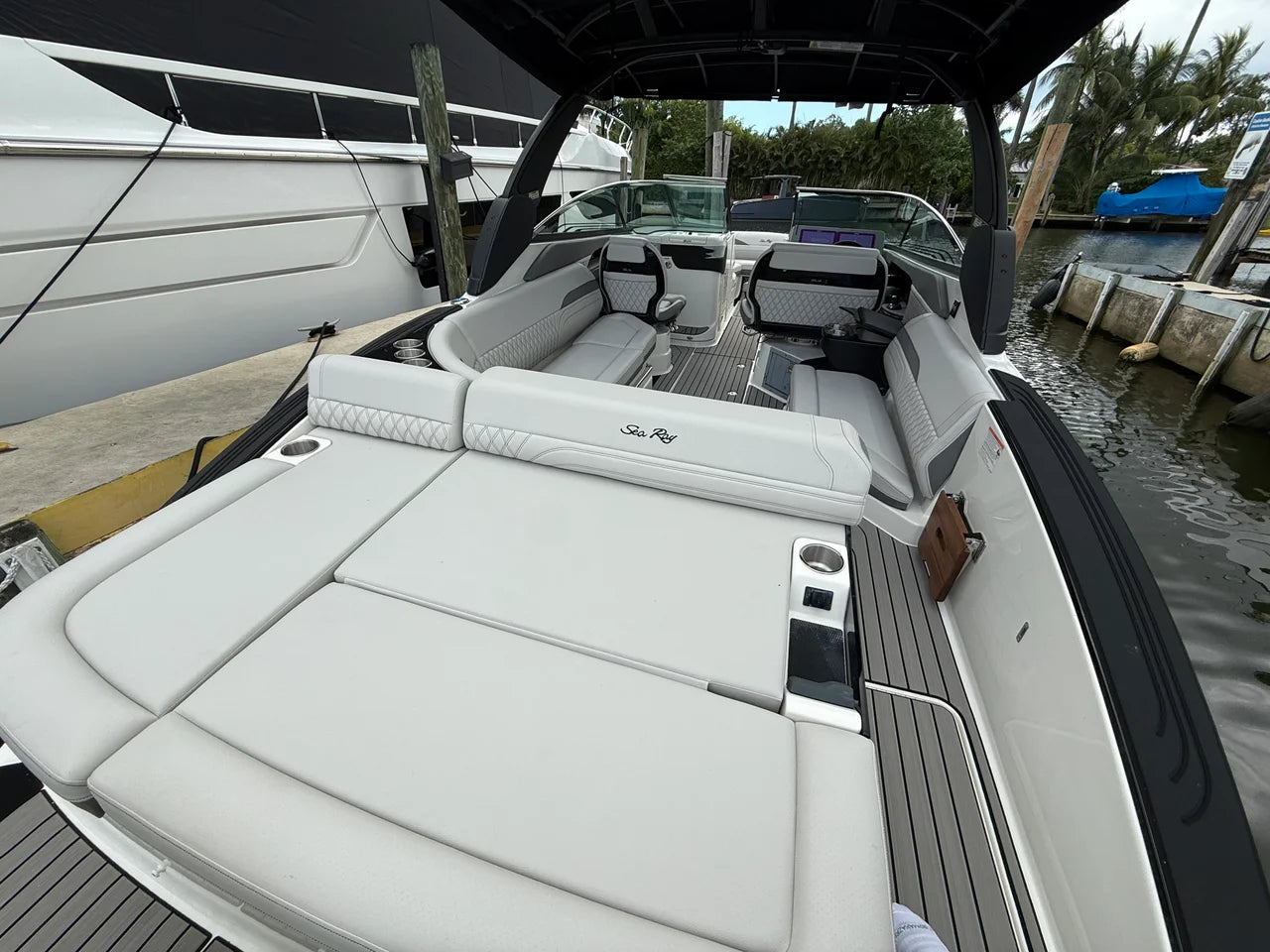 2026 Sea Ray SLX 280 Outboard 28.0 feet, Miami, FL #18