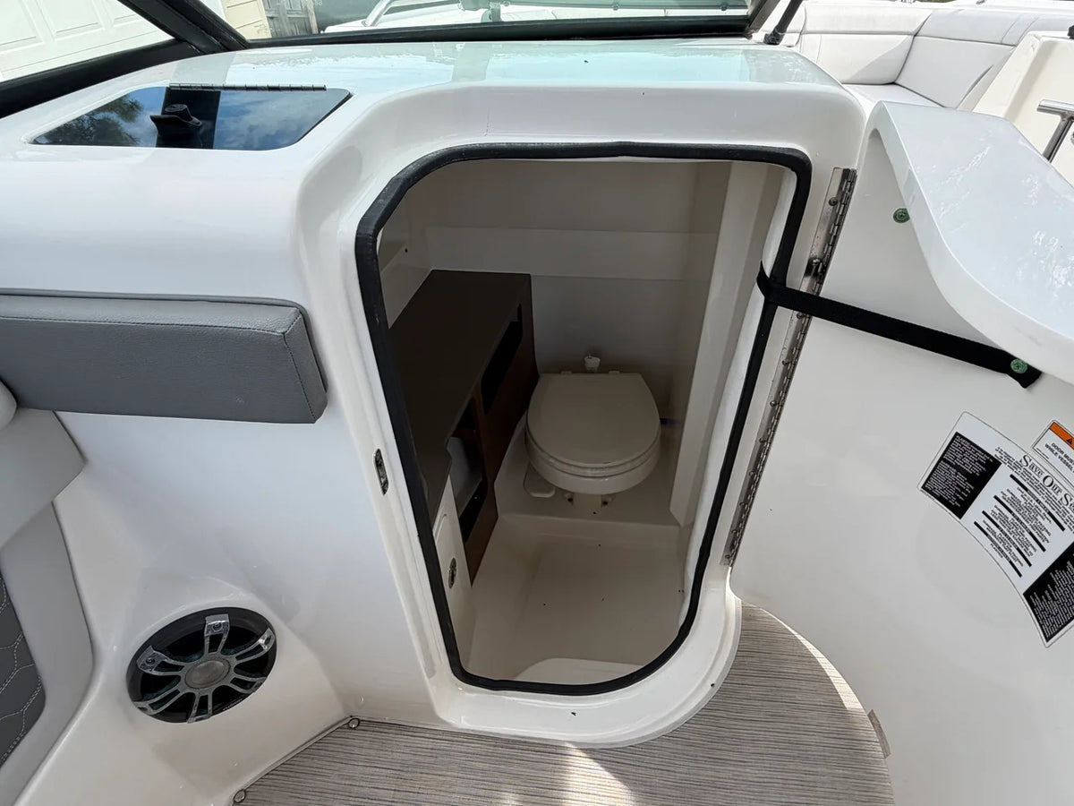 2020 Sea Ray 270 SUNDECK OB 27.0 feet, Pensacola, Florida #25