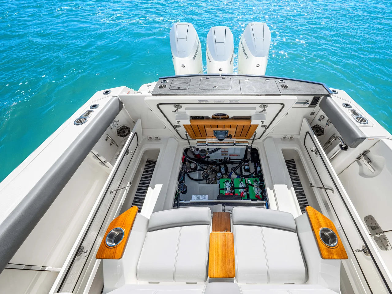2026 Boston Whaler 360 Outrage 36.0 feet, Venice, Florida #21